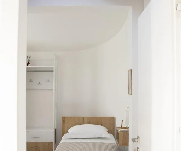 Pensionat Old Olive 4*