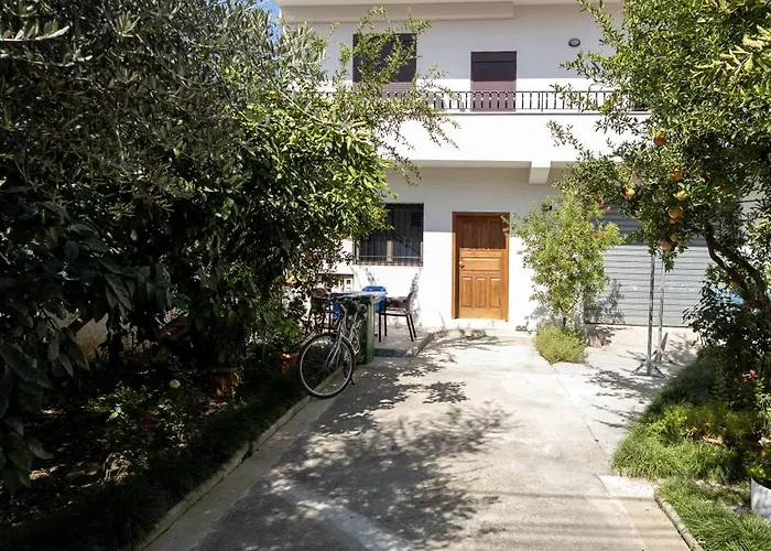 Old Olive Pensionat 4*